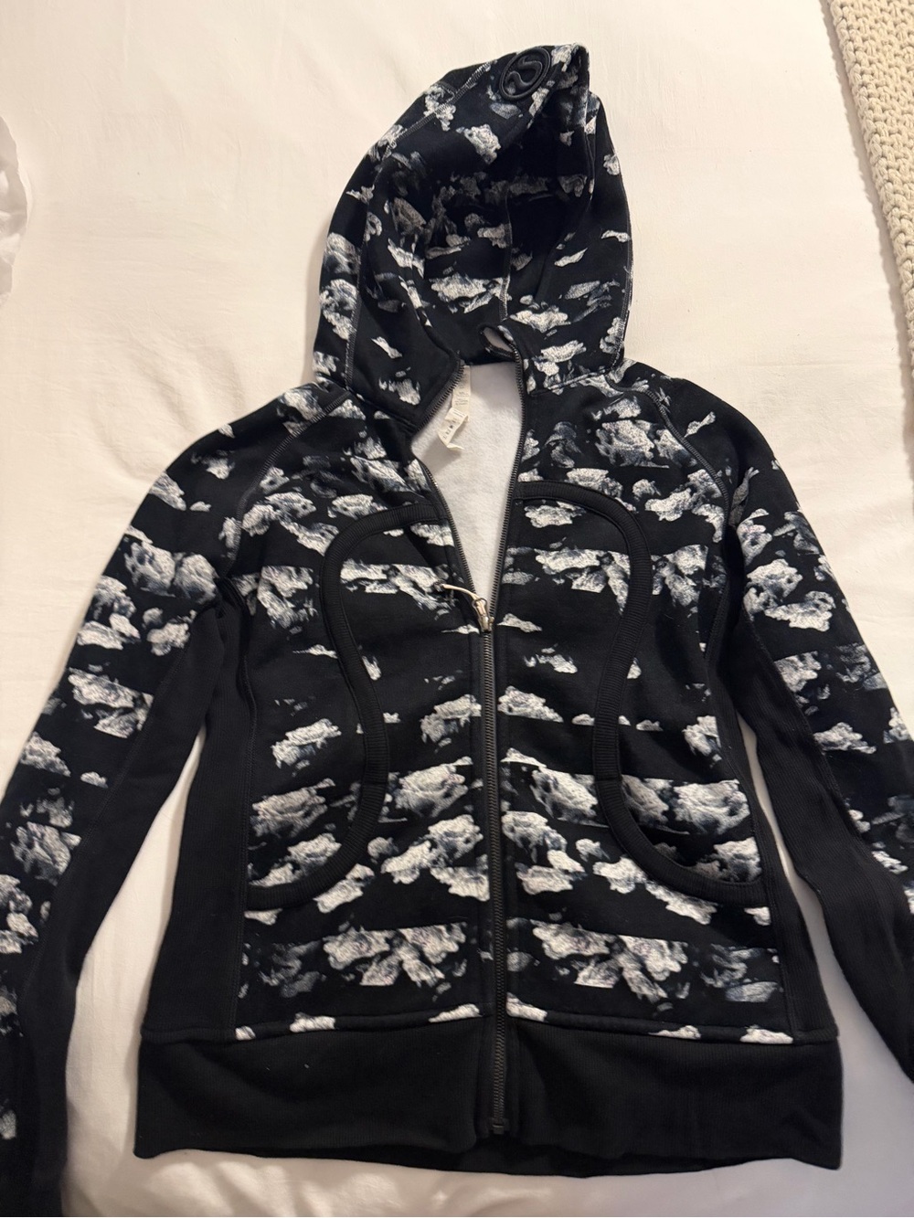 Lululemon Scuba Hoodie Size 10